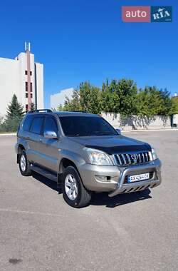 Внедорожник / Кроссовер Toyota Land Cruiser Prado 2005 в  фото 12 Внедорожник / Кроссовер Toyota Land Cruiser Prado 2005 в