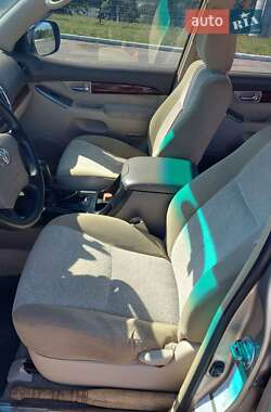 Внедорожник / Кроссовер Toyota Land Cruiser Prado 2005 в  фото 21 Внедорожник / Кроссовер Toyota Land Cruiser Prado 2005 в