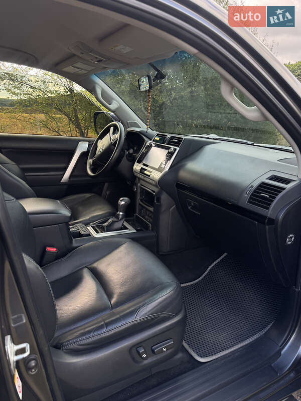 Позашляховик / Кросовер Toyota Land Cruiser Prado 2019 в Вінниці фото 16 Позашляховик / Кросовер Toyota Land Cruiser Prado 2019 в Вінниці