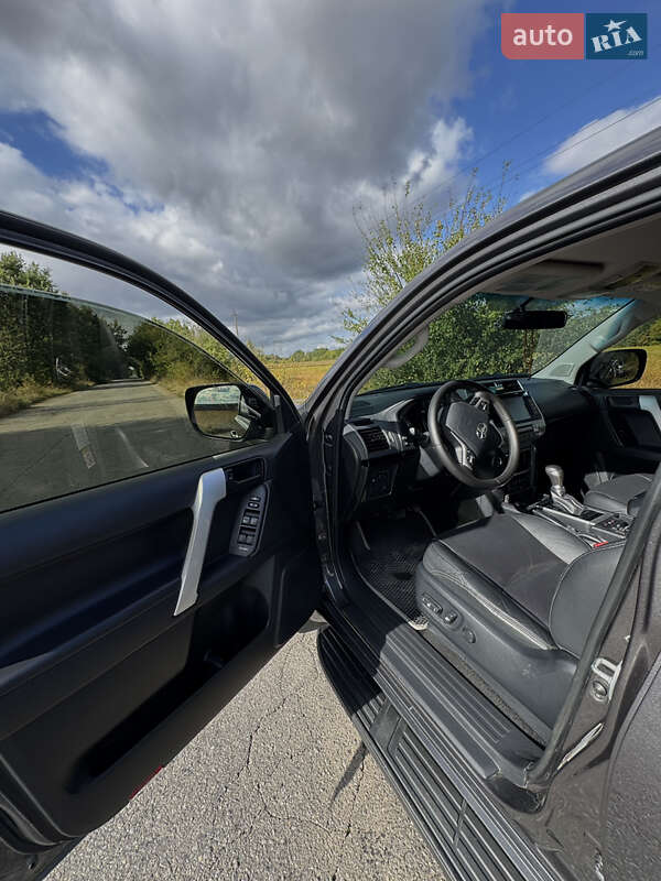Позашляховик / Кросовер Toyota Land Cruiser Prado 2019 в Вінниці фото 31 Позашляховик / Кросовер Toyota Land Cruiser Prado 2019 в Вінниці