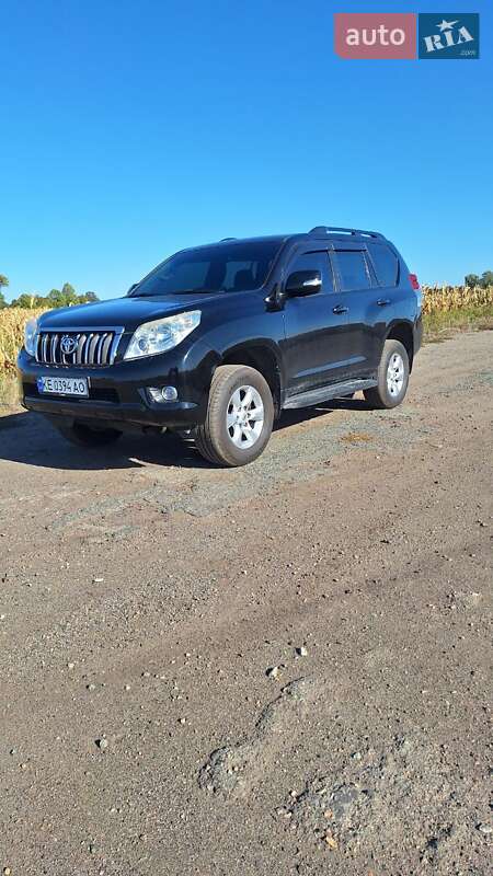 Внедорожник / Кроссовер Toyota Land Cruiser Prado 2010 в Днепре