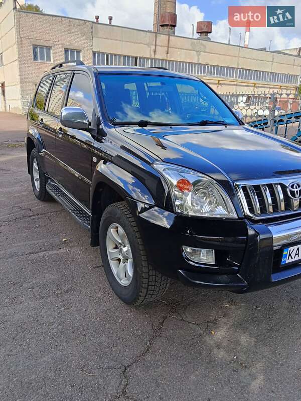 Позашляховик / Кросовер Toyota Land Cruiser Prado 2006 в Києві