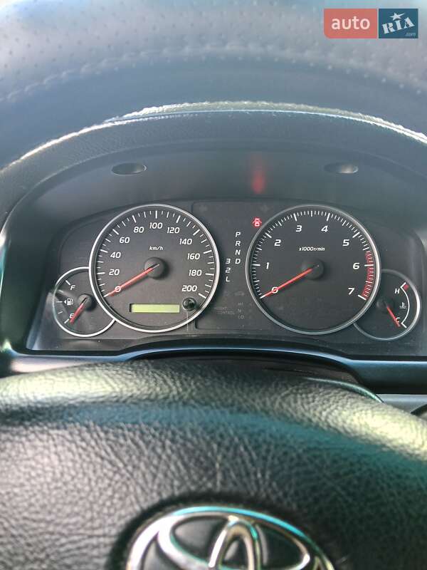 Позашляховик / Кросовер Toyota Land Cruiser Prado 2006 в Києві
