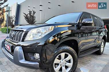 Позашляховик / Кросовер Toyota Land Cruiser Prado 2011 в Києві