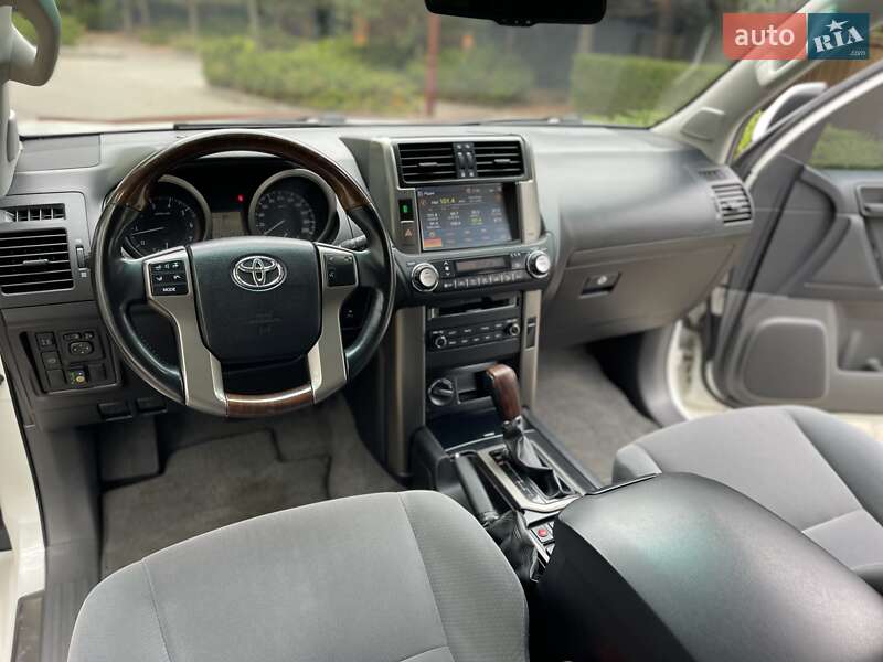 Позашляховик / Кросовер Toyota Land Cruiser Prado 2011 в Одесі фото 21 Позашляховик / Кросовер Toyota Land Cruiser Prado 2011 в Одесі
