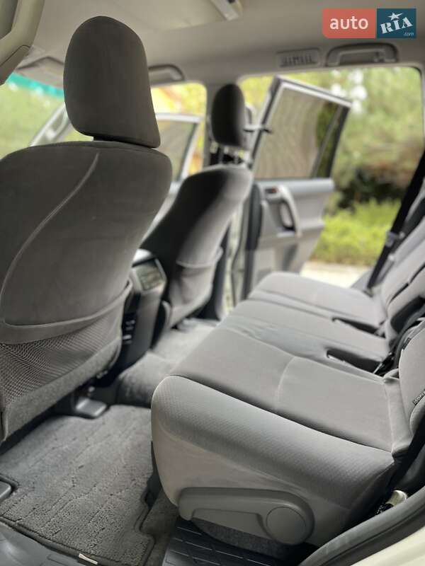 Позашляховик / Кросовер Toyota Land Cruiser Prado 2011 в Одесі фото 25 Позашляховик / Кросовер Toyota Land Cruiser Prado 2011 в Одесі