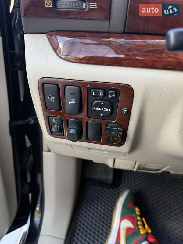 Позашляховик / Кросовер Toyota Land Cruiser Prado 2004 в Дніпрі