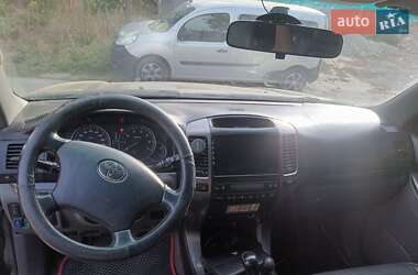 Внедорожник / Кроссовер Toyota Land Cruiser Prado 2007 в 