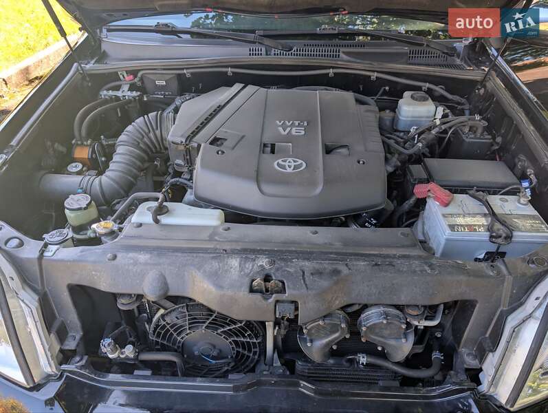 Внедорожник / Кроссовер Toyota Land Cruiser Prado 2006 в Ровно