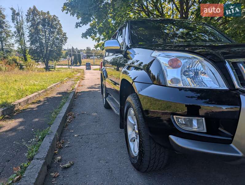 Внедорожник / Кроссовер Toyota Land Cruiser Prado 2006 в Ровно