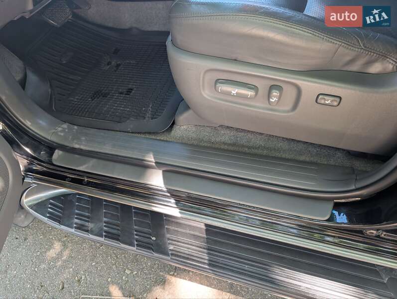 Внедорожник / Кроссовер Toyota Land Cruiser Prado 2006 в Ровно