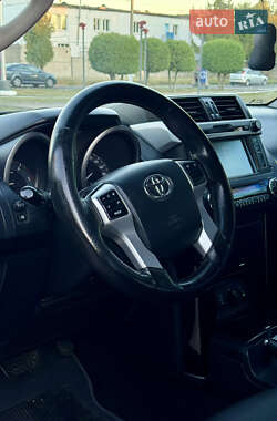 Внедорожник / Кроссовер Toyota Land Cruiser Prado 2015 в 