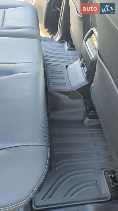 Внедорожник / Кроссовер Toyota Land Cruiser Prado 2024 в Одессе фото 10 Внедорожник / Кроссовер Toyota Land Cruiser Prado 2024 в Одессе