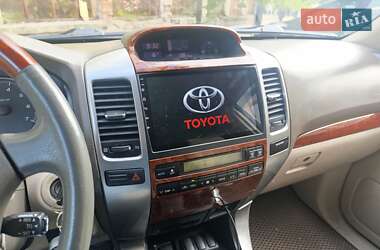 Внедорожник / Кроссовер Toyota Land Cruiser Prado 2006 в 