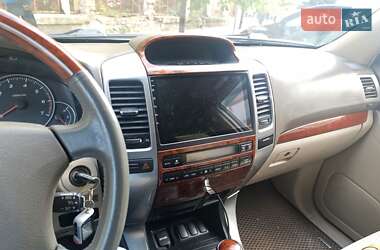 Внедорожник / Кроссовер Toyota Land Cruiser Prado 2006 в 