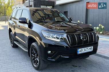 Внедорожник / Кроссовер Toyota Land Cruiser Prado 2021 в 
