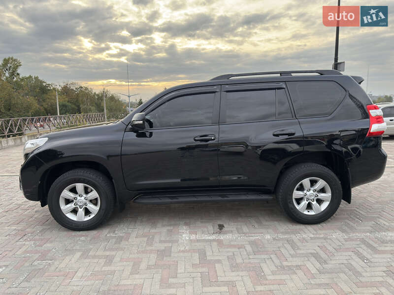 Позашляховик / Кросовер Toyota Land Cruiser Prado 2014 в Харкові