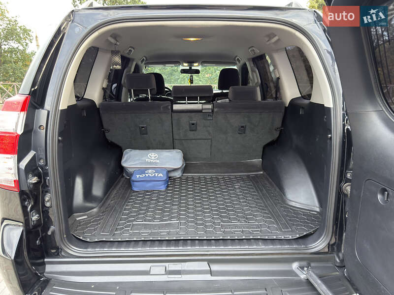 Позашляховик / Кросовер Toyota Land Cruiser Prado 2014 в Харкові
