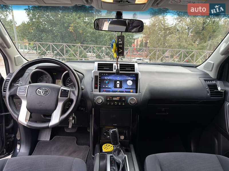 Позашляховик / Кросовер Toyota Land Cruiser Prado 2014 в Харкові