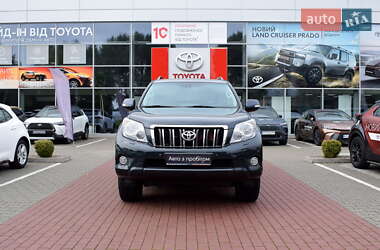 Внедорожник / Кроссовер Toyota Land Cruiser Prado 2012 в 