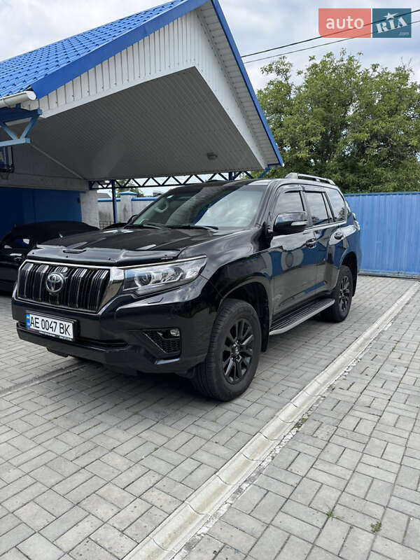 Внедорожник / Кроссовер Toyota Land Cruiser Prado 2020 в Днепре