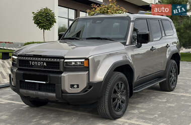Внедорожник / Кроссовер Toyota Land Cruiser Prado 2025 в 