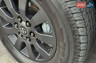 Внедорожник / Кроссовер Toyota Land Cruiser Prado 2025 в 