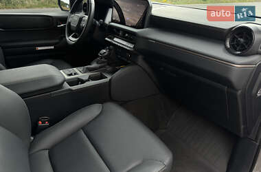 Внедорожник / Кроссовер Toyota Land Cruiser Prado 2025 в 