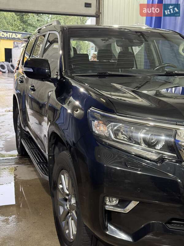 Внедорожник / Кроссовер Toyota Land Cruiser Prado 2019 в Хмельницком