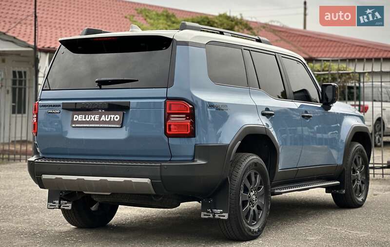 Позашляховик / Кросовер Toyota Land Cruiser Prado 2024 в Києві