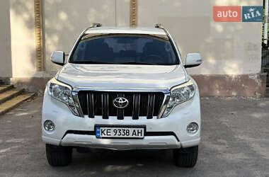 Внедорожник / Кроссовер Toyota Land Cruiser Prado 2017 в 