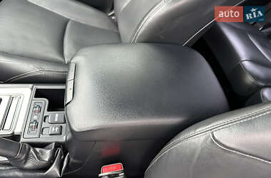 Внедорожник / Кроссовер Toyota Land Cruiser Prado 2019 в 