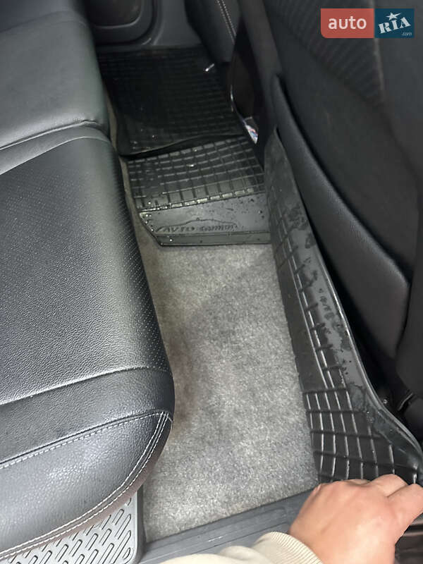 Позашляховик / Кросовер Toyota Land Cruiser Prado 2008 в Рівному фото 29 Позашляховик / Кросовер Toyota Land Cruiser Prado 2008 в Рівному