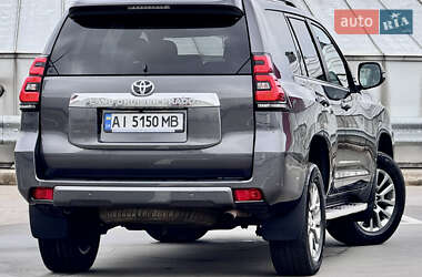 Позашляховик / Кросовер Toyota Land Cruiser Prado 2018 в 