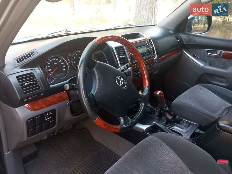 Позашляховик / Кросовер Toyota Land Cruiser Prado 2008 в Києві фото 11 Позашляховик / Кросовер Toyota Land Cruiser Prado 2008 в Києві