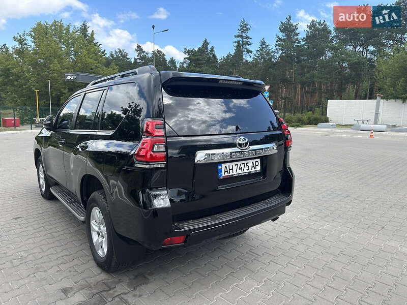 Позашляховик / Кросовер Toyota Land Cruiser Prado 2020 в Броварах