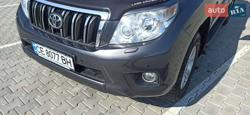 Внедорожник / Кроссовер Toyota Land Cruiser Prado 2011 в Черновцах