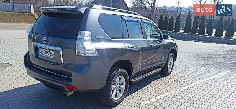 Внедорожник / Кроссовер Toyota Land Cruiser Prado 2011 в Черновцах