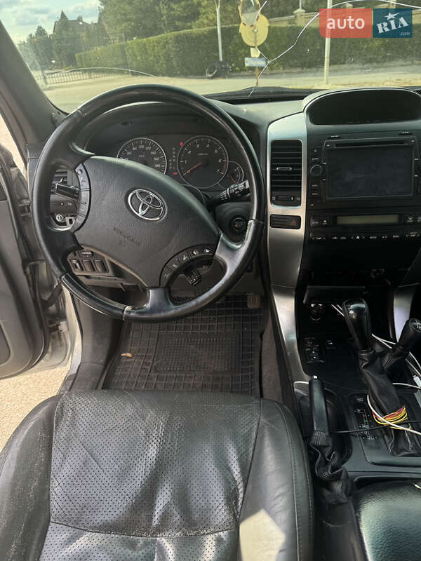 Внедорожник / Кроссовер Toyota Land Cruiser Prado 2006 в Харькове