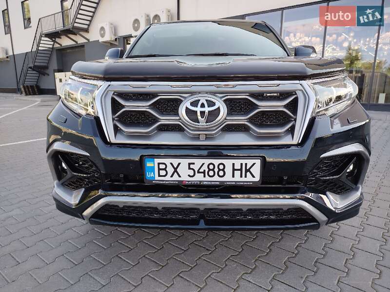 Позашляховик / Кросовер Toyota Land Cruiser Prado 2019 в Хмельницькому