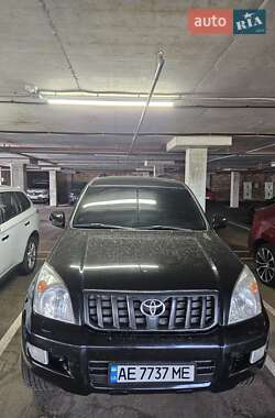 Внедорожник / Кроссовер Toyota Land Cruiser Prado 2006 в  фото 3 Внедорожник / Кроссовер Toyota Land Cruiser Prado 2006 в