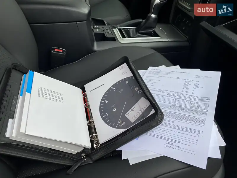Внедорожник / Кроссовер Toyota Land Cruiser Prado 2019 в Киеве документ