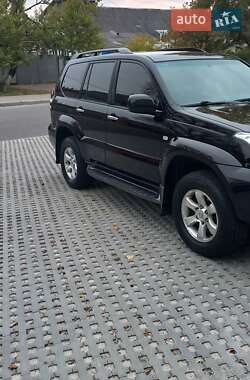Внедорожник / Кроссовер Toyota Land Cruiser Prado 2007 в 