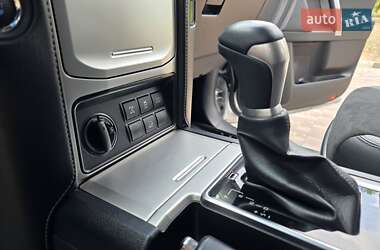 Позашляховик / Кросовер Toyota Land Cruiser Prado 2022 в 