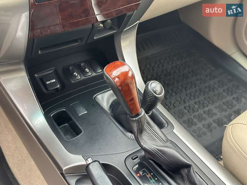 Внедорожник / Кроссовер Toyota Land Cruiser Prado 2006 в Киеве фото 24 Внедорожник / Кроссовер Toyota Land Cruiser Prado 2006 в Киеве