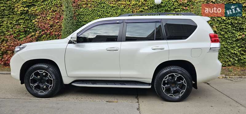 Toyota Land Cruiser Prado 2010