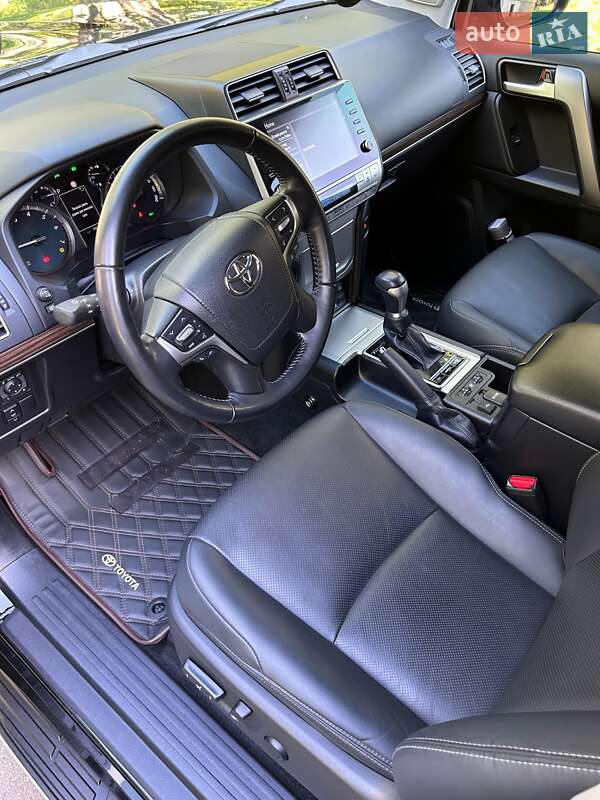 Позашляховик / Кросовер Toyota Land Cruiser Prado 2022 в Яремчі фото 3 Позашляховик / Кросовер Toyota Land Cruiser Prado 2022 в Яремчі