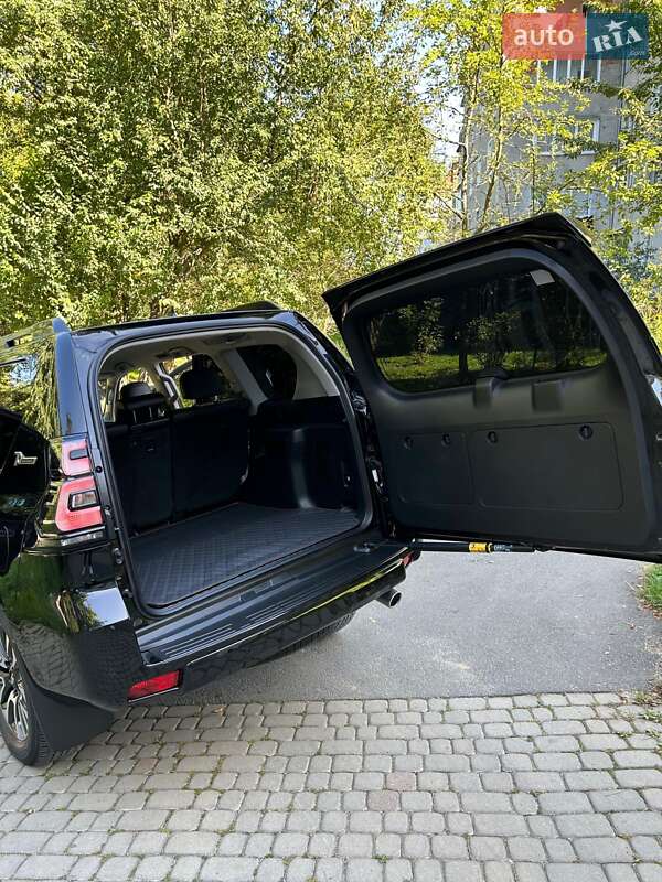 Позашляховик / Кросовер Toyota Land Cruiser Prado 2022 в Яремчі фото 12 Позашляховик / Кросовер Toyota Land Cruiser Prado 2022 в Яремчі