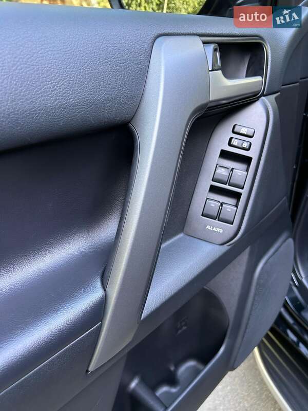 Позашляховик / Кросовер Toyota Land Cruiser Prado 2022 в Яремчі фото 34 Позашляховик / Кросовер Toyota Land Cruiser Prado 2022 в Яремчі
