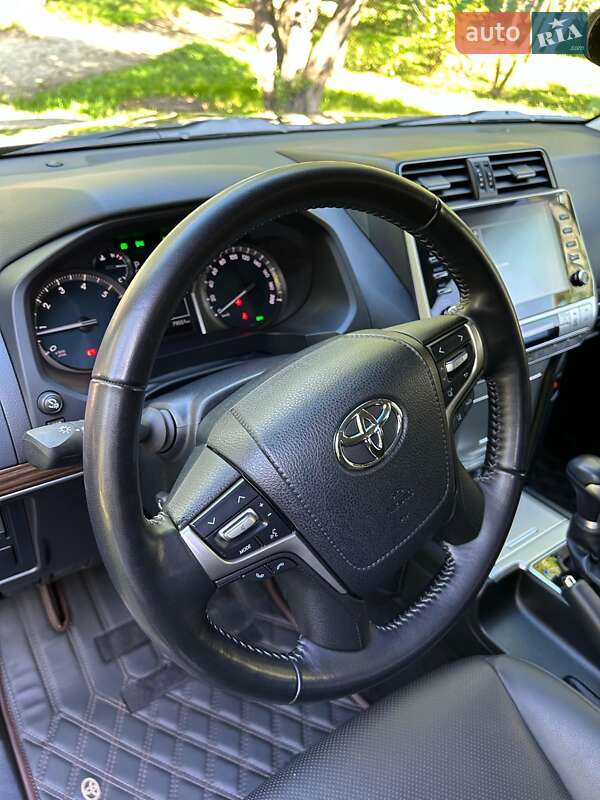 Позашляховик / Кросовер Toyota Land Cruiser Prado 2022 в Яремчі фото 46 Позашляховик / Кросовер Toyota Land Cruiser Prado 2022 в Яремчі